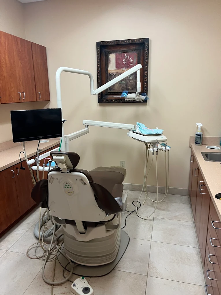 JR Dental Care 1